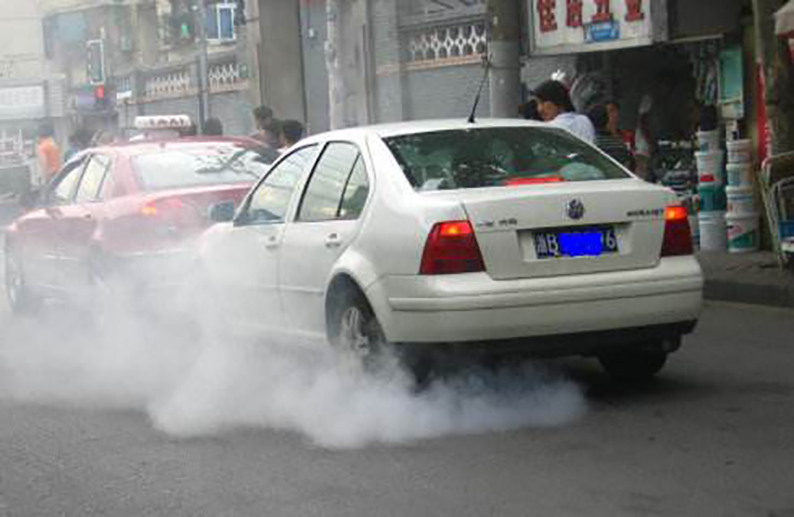 汽车尾气污染图
